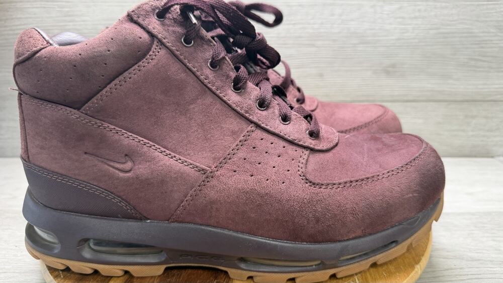 Nike Air Max Goadome Deep Burgundy Suede/Gum. Men’s Size 11